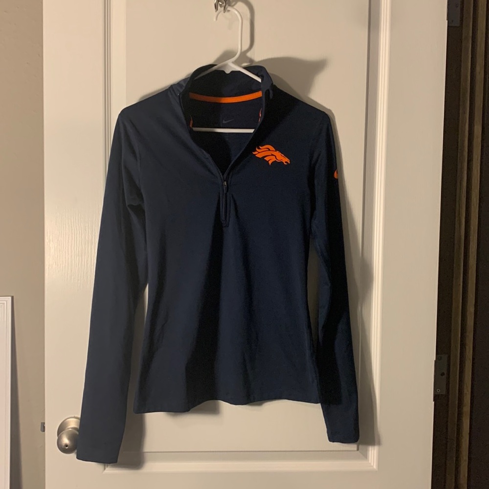 Nike Broncos Quarter Zip shirt